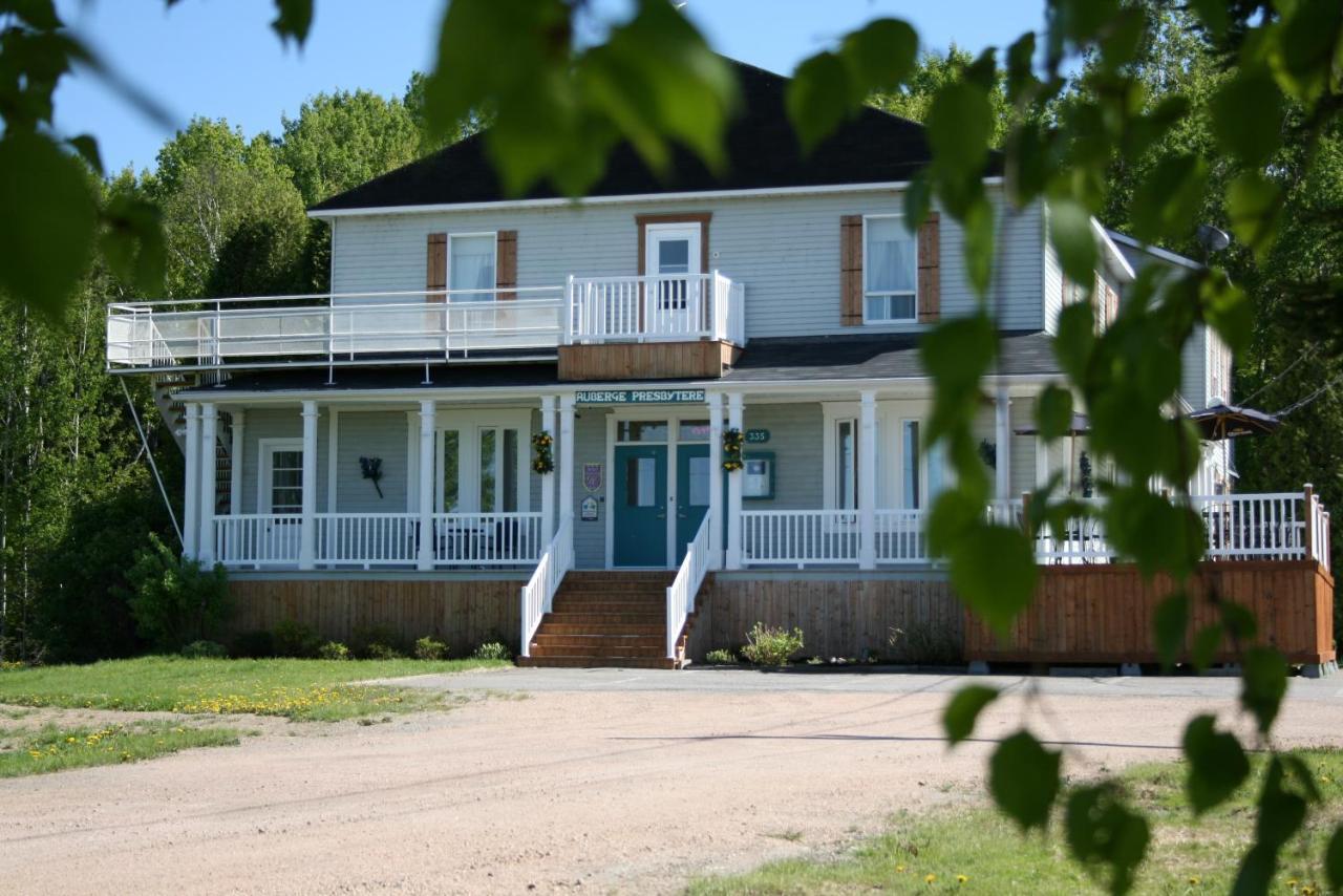 Auberge Presbytere Mont Lac-Vert Hebertville Exterior photo