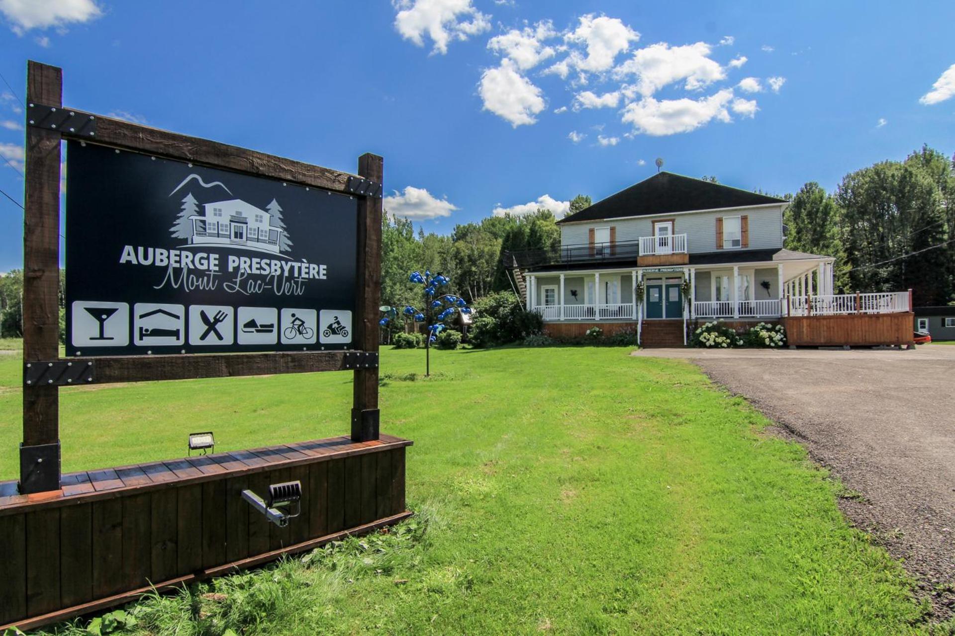 Auberge Presbytere Mont Lac-Vert Hebertville Exterior photo